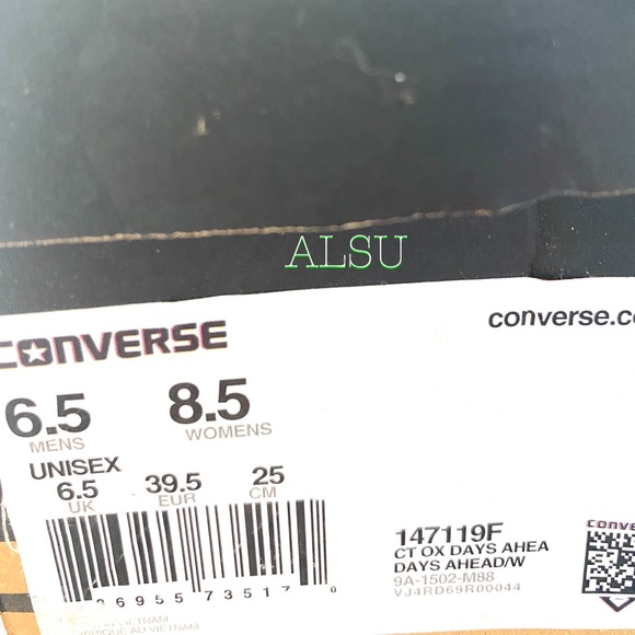 Converse 🔥SALE!🔥 Ctas Canvas Low Top Day Ahead Red Women’s Size 7.5 147119F - Picture 11 of 11